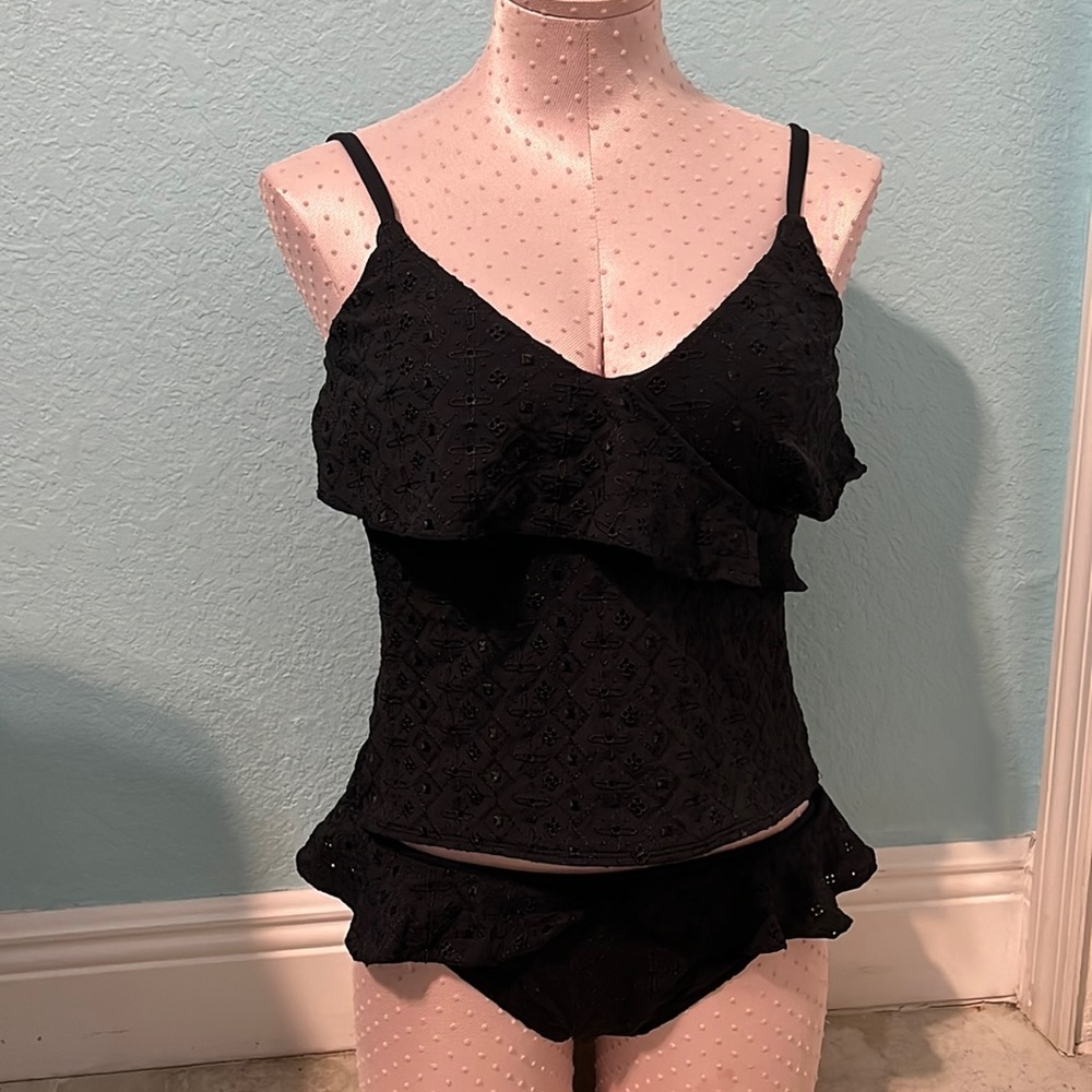black tankini